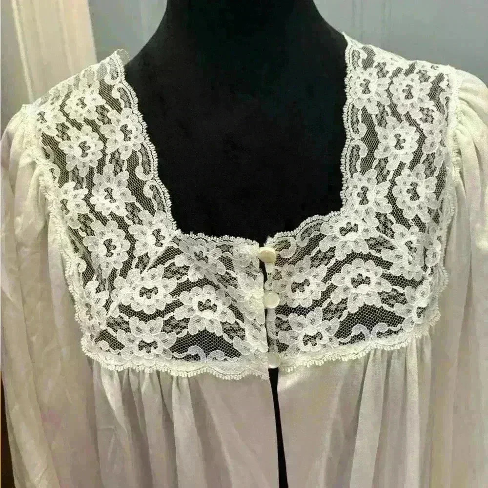 Vintage Llise Stevens White Lace Nightgown Cape Sz Medium - Picture 4 of 9